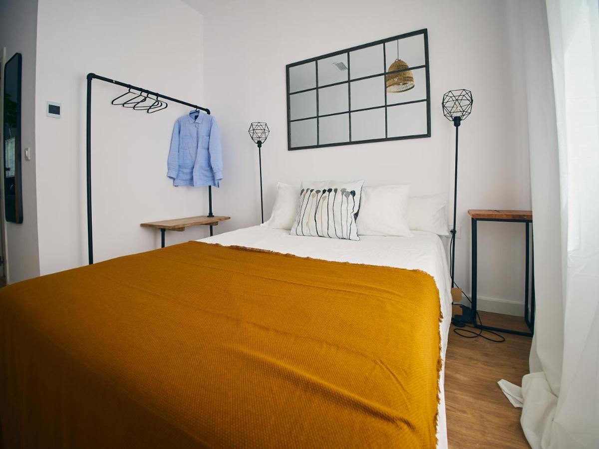 Pelicano Seville Apartments Buitenkant foto